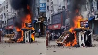 छपरा में बेकाबू हुआ प्रदर्शन, भीड़ ने पुलिस वाहन फूंका; पथराव के बाद पुलिस का लाठीचार्ज