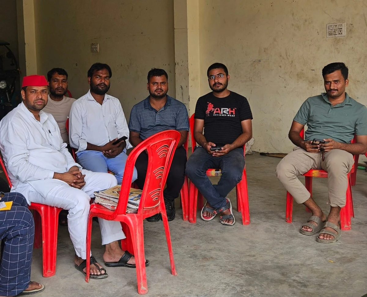 हाउस अरेस्ट का दावा, सपा नेता बोले- सिविल ड्रेस में तैनाती से बढ़ा सुरक्षा का खतरा