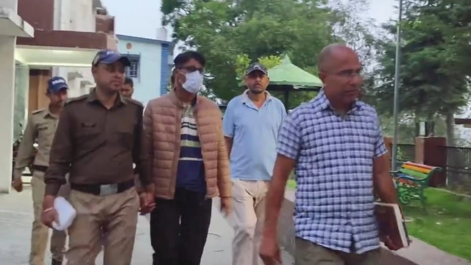 बदरीनाथ मंदिर चढ़ावा प्रकरण: मुख्य आरोपी प्रमोद नौटियाल को राहत नहीं, जमानत और पुलिस रिमांड दोनों खारिज