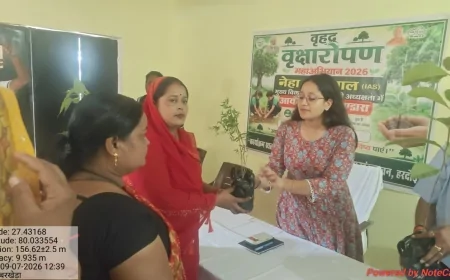 सीडीओ के निर्देशन में बरखेड़ा में वृक्ष भंडारा, पौधारोपण के लिए किया प्रेरित