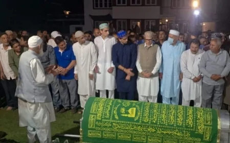 कश्मीर की राजनीति की बेबाक आवाज़ खामोश, नहीं रहे डॉ. शेख मुस्तफा कमाल