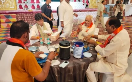 अशोकनगर में ज्योतिरादित्य सिंधिया की टिफिन बैठक, संगठन मजबूती पर हुआ मंथन