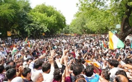 UPROAR OVER JANTAR MANTAR PROTEST