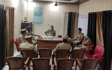 कांवड़ यात्रा: सुरक्षा, ट्रैफिक और अफवाहों पर रहेगी कड़ी नजर, हरदोई-शाहजहांपुर पुलिस की संयुक्त बैठक