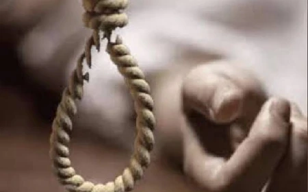 संदिग्ध परिस्थितियों में किशोरी ने दुपट्टे के सहारे लगाया फंदा, परिजनों में मचा कोहराम