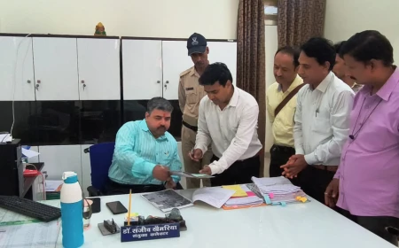 शहर में बढ़ रही भिक्षावृत्ति पर अंकुश लगाने, राष्ट्रवादी संघ ने कलेक्टर को सौंपा ज्ञापन