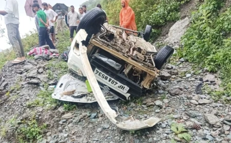 हिमाचल में दर्दनाक सड़क हादसा: भरमौर-पठानकोट हाईवे पर खाई में गिरी कार, एक ही परिवार के पांच लोगों की मौत