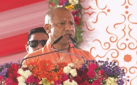 योगी आदित्यनाथ का बड़ा एलान, आगरा में बनेगा इंटरनेशनल एयरपोर्ट; विपक्ष पर साधा निशाना