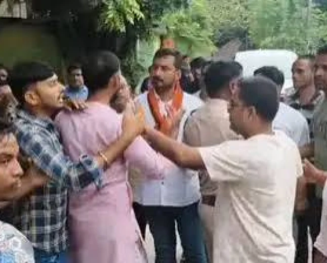 बांकीपुर उपचुनाव में झड़प: BJP और जन सुराज कार्यकर्ता आमने-सामने, पुलिस ने संभाली स्थिति