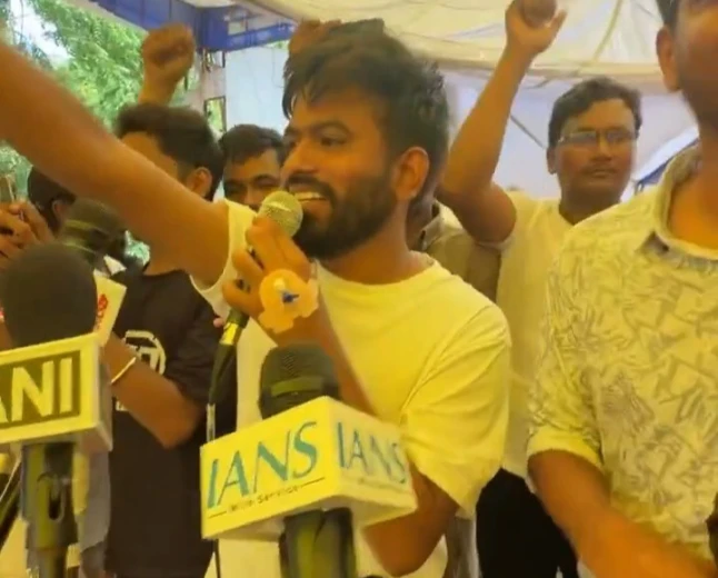 अभिजीत दीपके बोले- "कॉकरोच कहे जाने से आंदोलन और मजबूत हुआ", CJI सूर्यकांत का जताया आभार