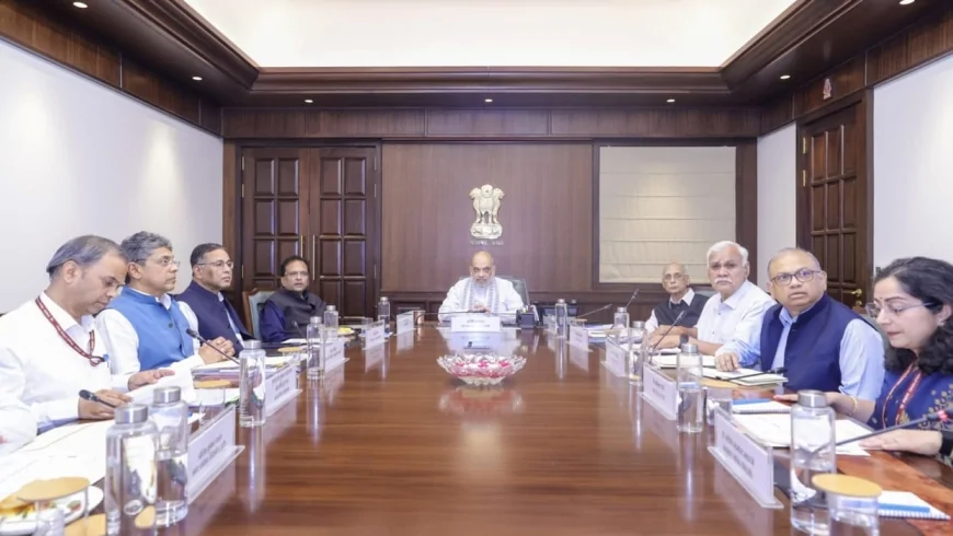 जनसांख्यिकीय बदलावों पर हाई लेवल कमेटी करेगी मंत्रालयों और राज्यों से सुझाव, अमित शाह ने जल्द रिपोर्ट देने को कहा