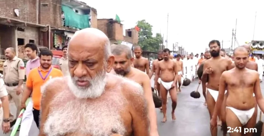 पूज्य मुनि श्री का गुना से हुआ मंगल विहार बजरंग गड़ में हुई मुनि श्री कि भव्य अगवानी