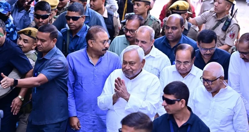 अचानक जेडीयू कार्यालय पहुंचे नीतीश कुमार, कार्यों में देरी पर प्रदेश अध्यक्ष से जताई नाराजगी