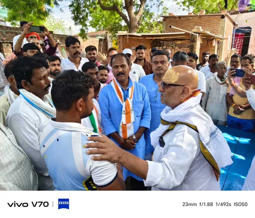 दुष्कर्म-हत्याकांड के पीड़ित परिवार से मिले कांग्रेस प्रदेश अध्यक्ष अजय राय, कानून-व्यवस्था पर सरकार को घेरा