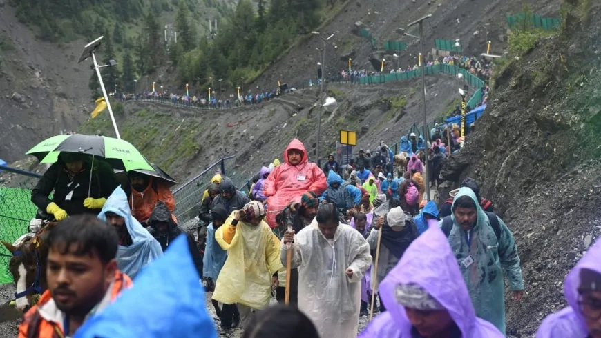 हर-हर महादेव के जयकारों के साथ अमरनाथ यात्रा का नौवां जत्था रवाना, 8,796 श्रद्धालु हुए रवाना