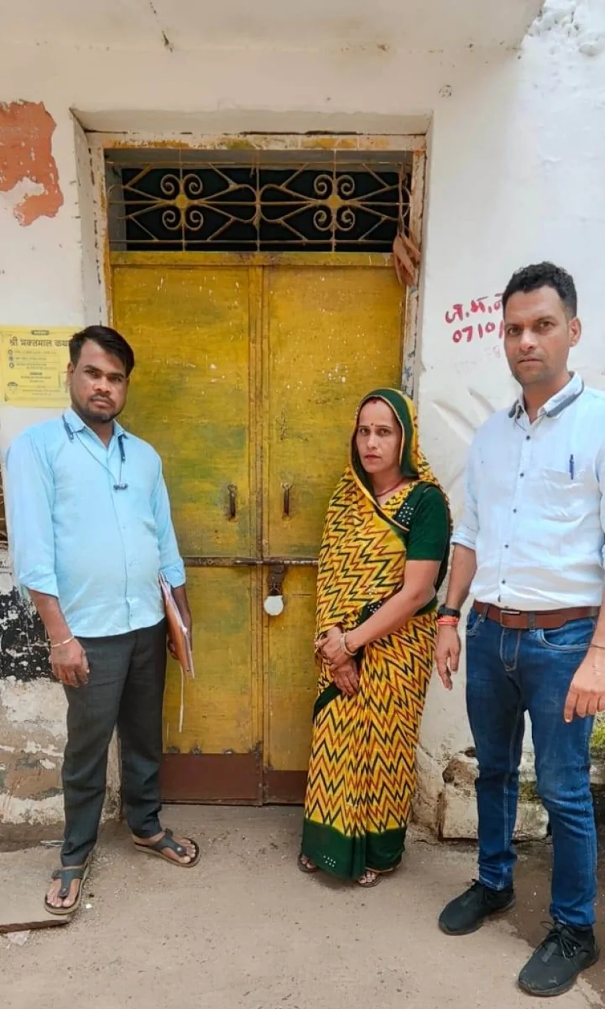 उचित मूल्य दुकानों का निरीक्षण, एक दुकान सील एवं एक को नोटिस जारी