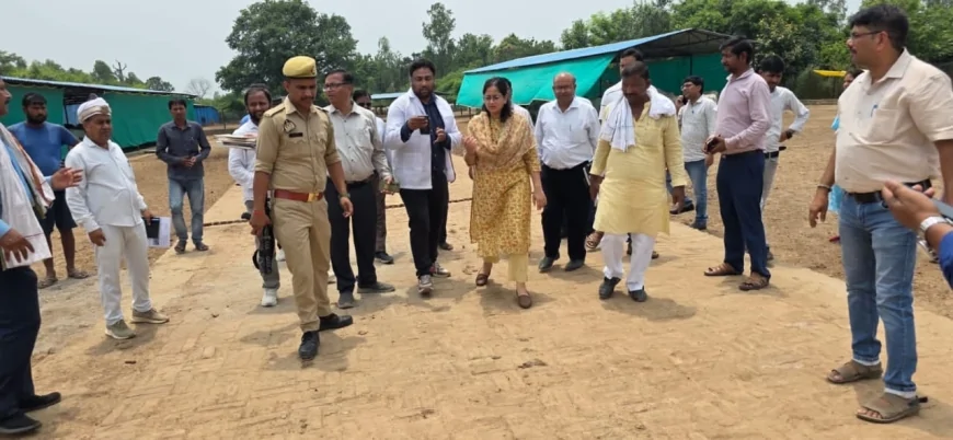बावन में सीडीओ का निरीक्षण, अधूरे अभिलेख मिलने पर पटल सहायक को चेतावनी