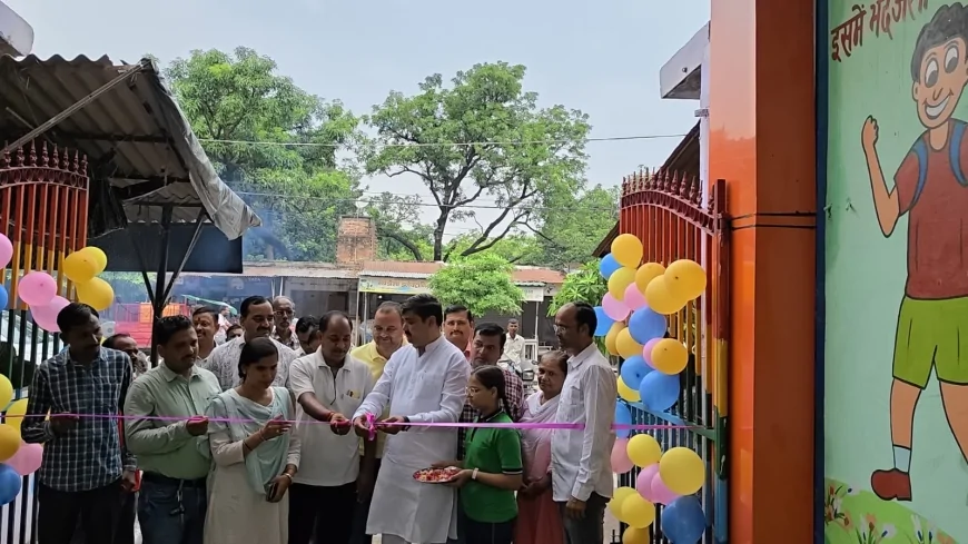 कछौना को मिला मॉडल स्कूल, मिशन सात्विक के तहत संविलियन विद्यालय का हुआ कायाकल्प, नगर अध्यक्ष ने किया उद्घाटन