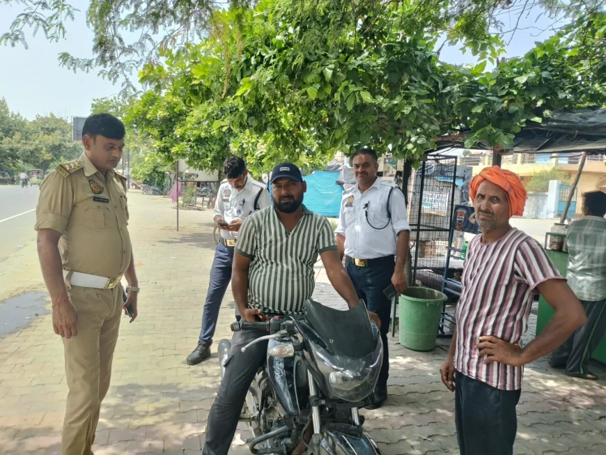 विशेष चेकिंग अभियान में चार बाइक सीज बिना नंबर प्लेट और फर्जी नंबर वाले वाहनों पर कार्रवाई, यातायात नियमों के प्रति किया जागरूक