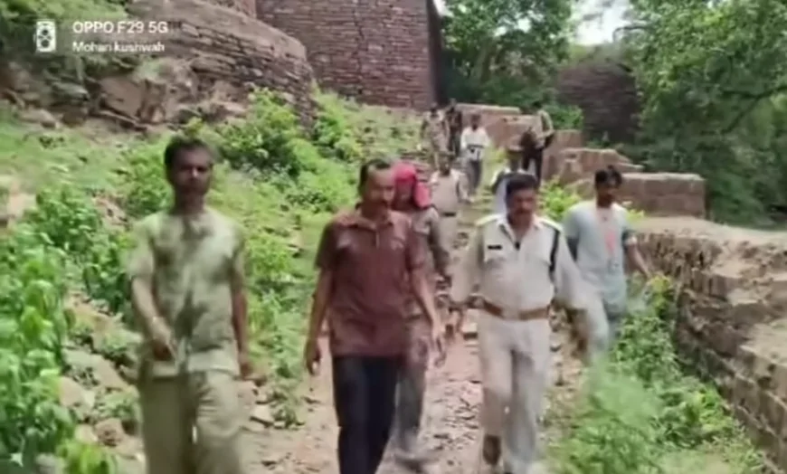नरवर किले से ऐतिहासिक तोप चोरी: जांच में नया खुलासा, चौकीदार ने बदला बयान