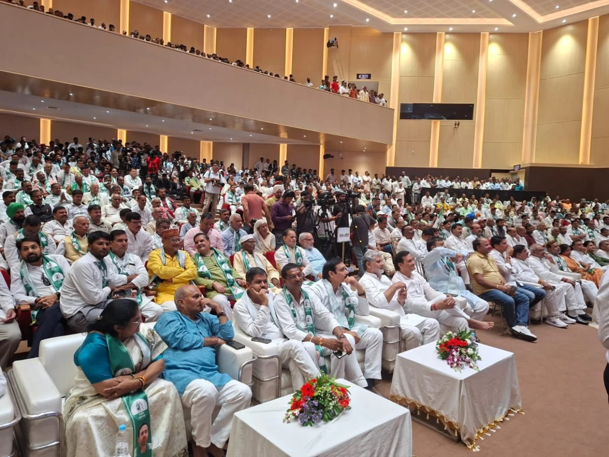 यूपी में रालोद का शक्ति प्रदर्शन, सम्मेलन के जरिए सपा को संदेश; ‘रालोद के बिना नहीं बनेगी सरकार’