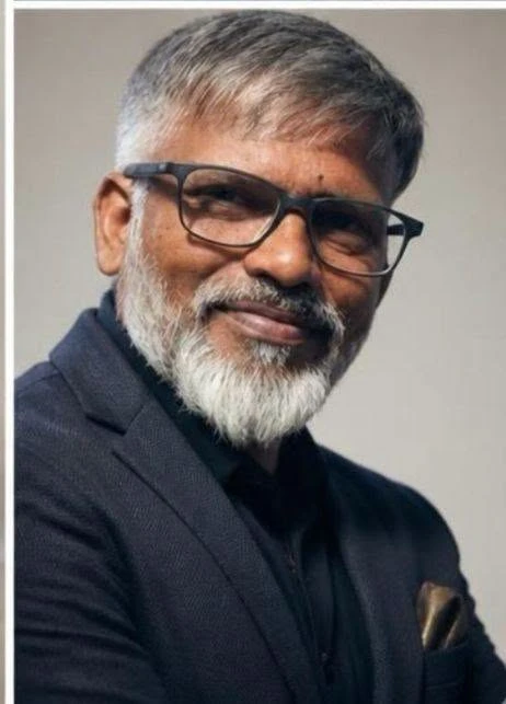 क्या पत्रकारिता आईसीयू में है? पतन पत्रकारिता का है या यह सामाजिक संक्रमण है?