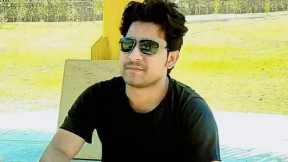 भरत भूषण तिवारी एनकाउंटर मामले में बड़ा कोर्ट एक्शन, SDM समेत 11 के खिलाफ गैर-जमानती वारंट