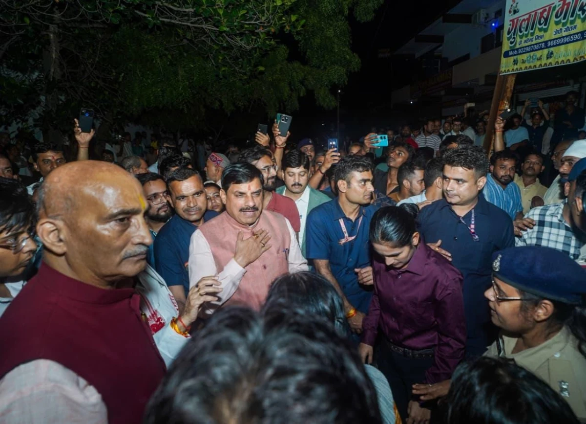 दिल्ली से सीधे रीवा पहुंचे सीएम मोहन यादव, अतिवृष्टि और राहत कार्यों की समीक्षा कर दिए सख्त निर्देश