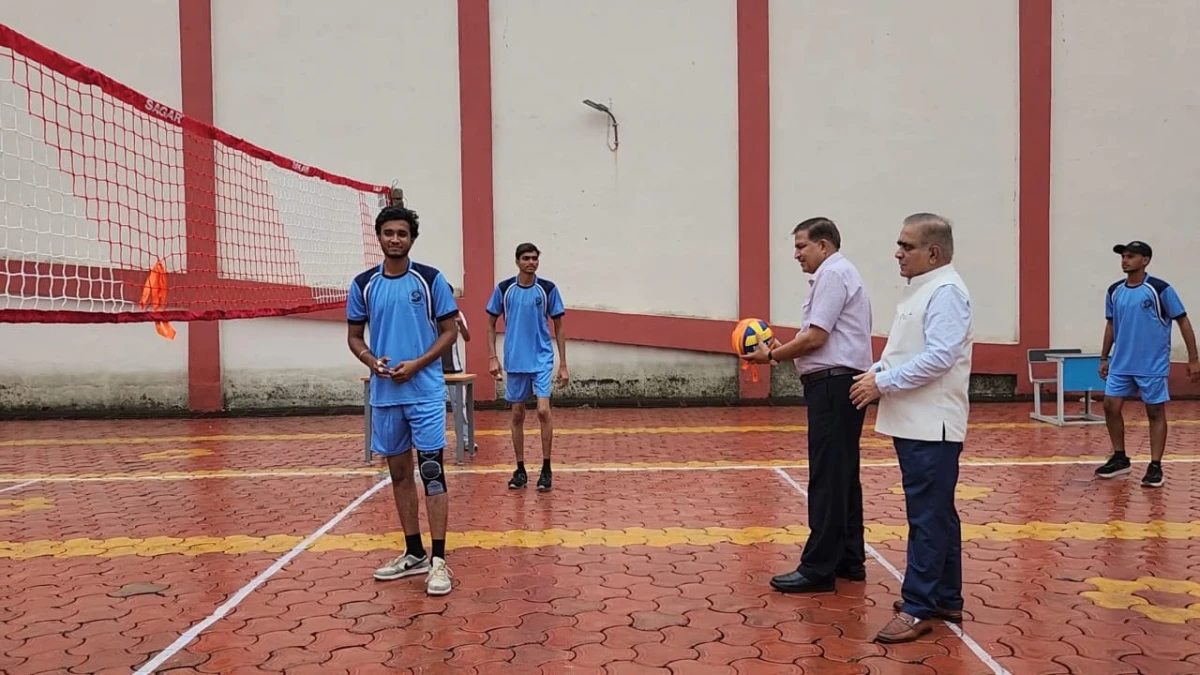 क्रांतिवीर तात्या टोपे विश्वविद्यालय में रोमांचक वॉलीबॉल मुकाबला, भगत स्पाइकर्स ने 1 अंक से दर्ज की शानदार जीत