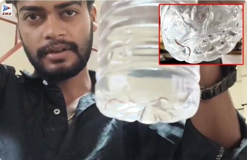 गुना जिला अस्पताल में पानी की बोतल में मिला सांप का बच्चा, वार्ड में मची अफरा-तफरी; पेयजल व्यवस्था पर उठे सवाल