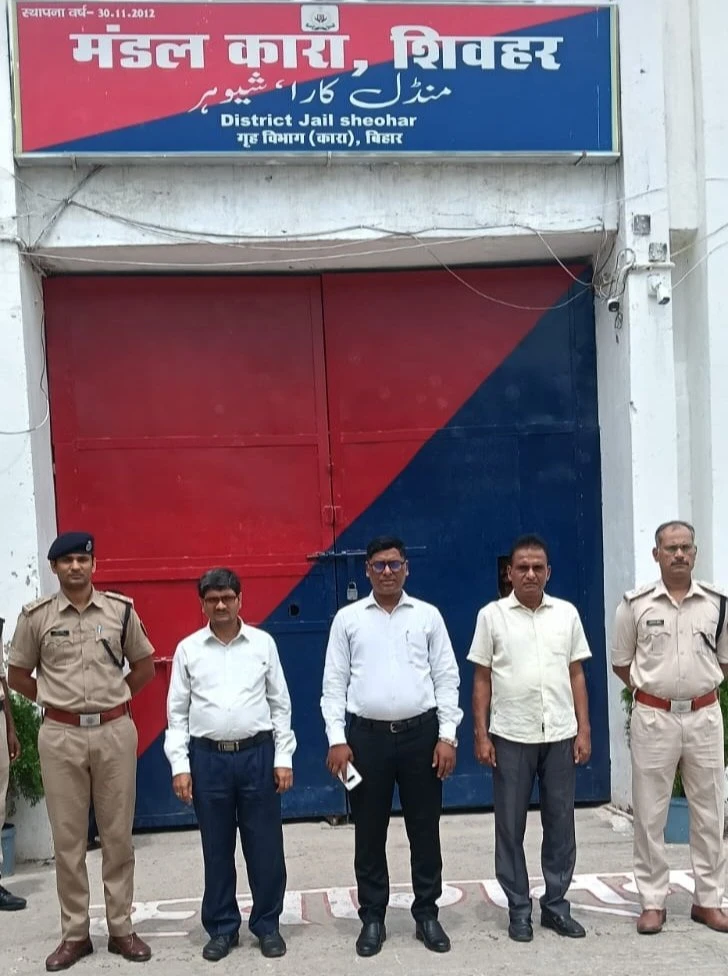 LEGAL AWARENESS PROGRAMME AT DIVISIONAL JAIL