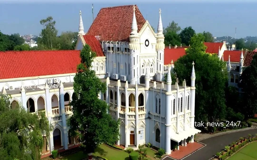 इंदौर में दूषित पानी से 36 मौतों का मामला, हाईकोर्ट ने जांच रिपोर्ट सार्वजनिक करने पर लगाई रोक