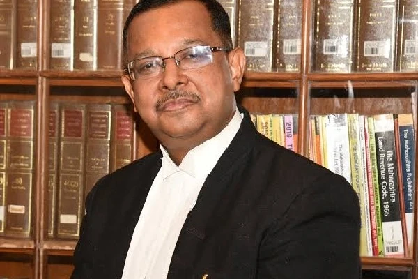 सवाल पूछना विद्रोह नहीं, लोकतंत्र में अलग-अलग आवाजों को सुना जाना जरूरी: जस्टिस उज्जल भुइयां