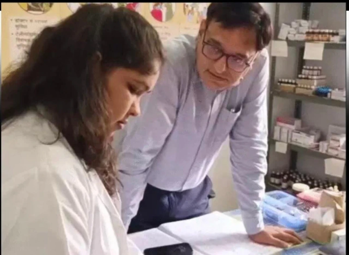 टीकमगढ़ में कलेक्टर के औचक निरीक्षण में खुली स्वास्थ्य केंद्र की पोल, BP जांचने में चूकीं CHO को नोटिस के निर्देश