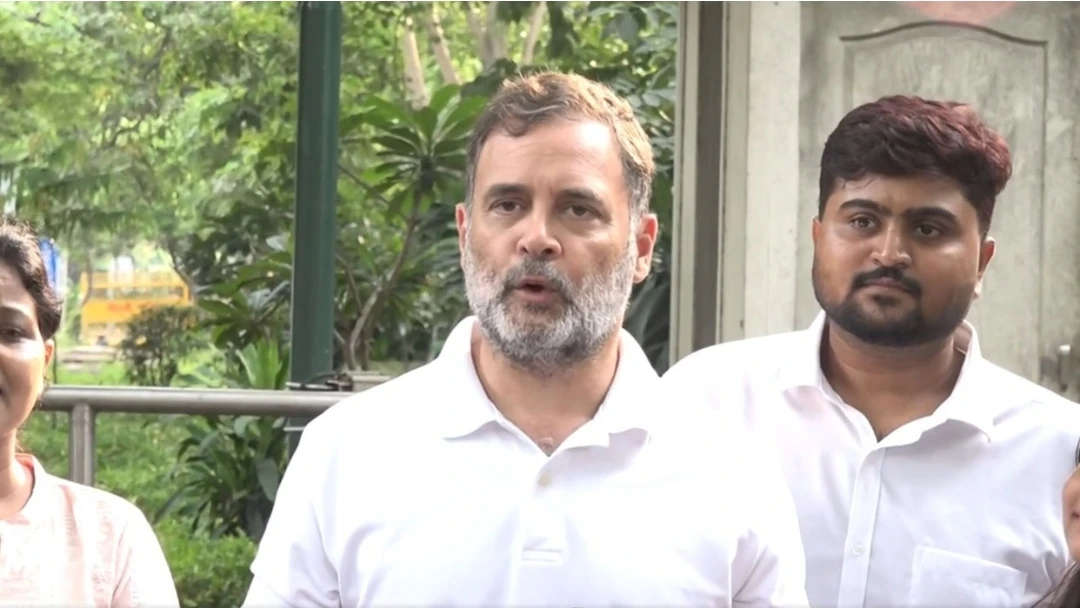 राहुल गांधी को सुप्रीम कोर्ट से बड़ी राहत, सावरकर मानहानि मामला खारिज