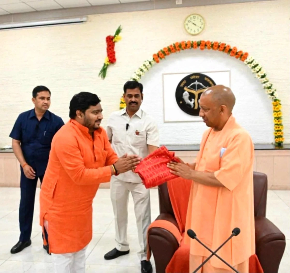 लखनऊ में हिंदूवादी नेता धीरेंद्र प्रताप सिंह की हत्या, फॉर्च्यूनर में गोली मारने के बाद नहर में फेंका शव