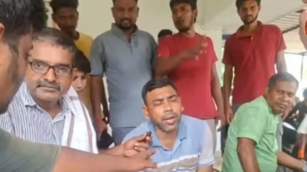 AGITATED VILLAGERS GHERAOED BIHIA BLOCK