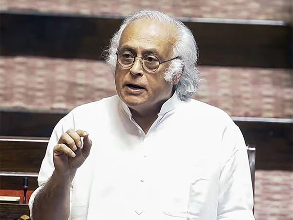 रोजगार गारंटी से ‘रोजगार चोरी’ तक? VB-G RAM G को लेकर कांग्रेस का मोदी सरकार पर हमला, गिनाए आंकड़े