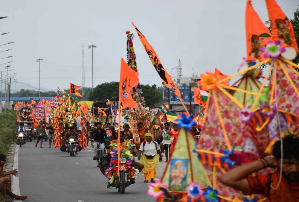 ऋषिकेश: कांवड़ यात्रा मार्ग के सभी स्कूलों में 10 और 11 अगस्त को छुट्टी, आदेश जारी