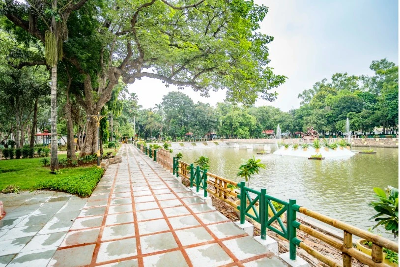 A NEW SYMBOL OF ENVIRONMENT, MODERN RECREATION AND BHOJPURI CULTURE IN THE HEART OF ARA