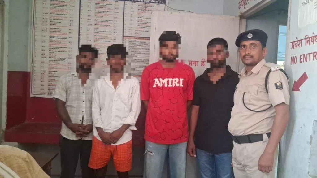 FOUR DRUG PEDDLERS ARRESTED