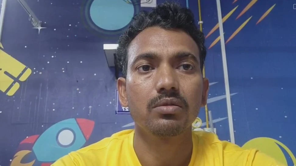 झारखंड परीक्षा विवाद: भूख हड़ताल पर बैठे 4 छात्रों की हालत स्थिर, CBI जांच तक आंदोलन जारी रखने का ऐलान