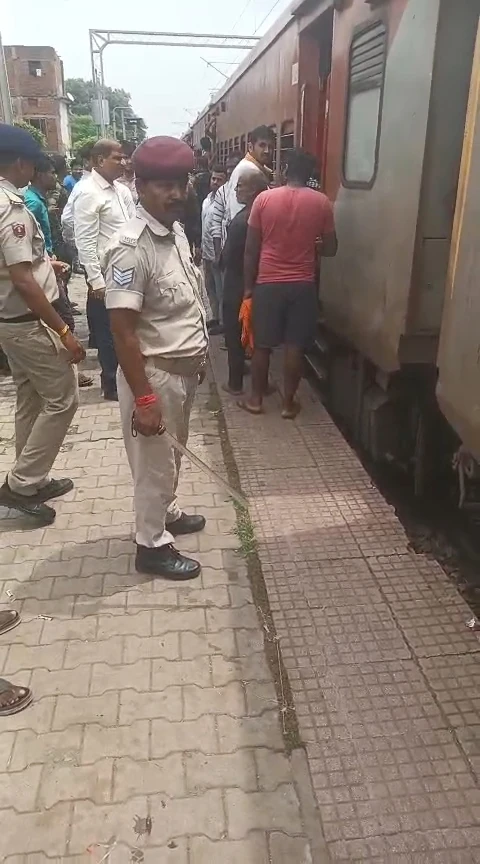 COMMOTION AT BUXAR STATION