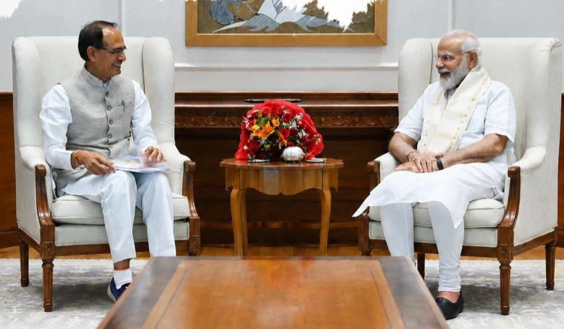दतिया उपचुनाव में हार के बाद एक्शन मोड में भाजपा, पीएम मोदी ने शिवराज सिंह चौहान से की मुलाकात