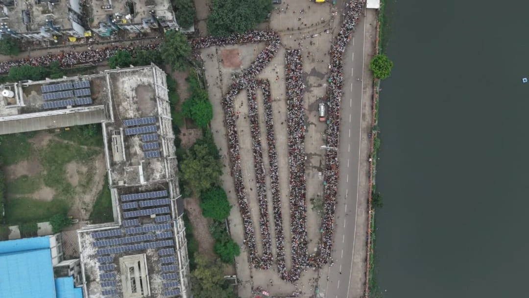 महाकाल परिसर में भगदड़ जैसी स्थिति, नागचंद्रेश्वर मंदिर में छह श्रद्धालु घायल; हरसिद्धि मंदिर में 13 की तबीयत बिगड़ी