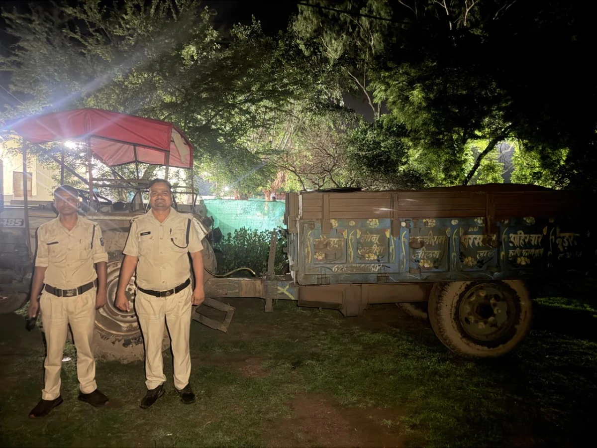अवैध बजरी परिवहन पर खनिज विभाग की कार्रवाई, ट्रैक्टर-ट्रॉली जब्त