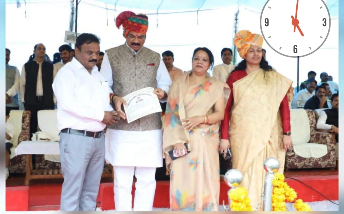 सागर में स्वतंत्रता दिवस पर देहदानी परिवार सम्मानित, तीसरे देहदान पर परिजनों को मिला प्रशस्ति पत्र
