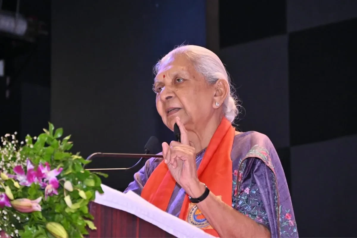 राज्यपाल आनंदीबेन पटेल ने गोरखपुर विश्वविद्यालय में उठाए सवाल, हॉस्टलों की व्यवस्था सुधारने के दिए सख्त निर्देश