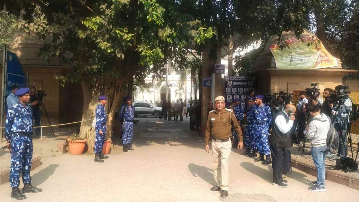 लाल किला आतंकी हमला: एनआईए चार्जशीट पर 27 अगस्त को संज्ञान लेगा कोर्ट, 7500 पन्नों में 580 गवाहों का जिक्र