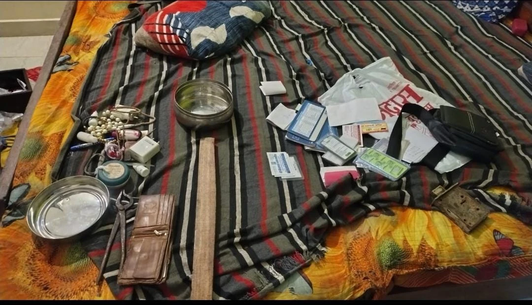 अंतिम संस्कार में गया परिवार, पीछे से उसी घर में लाखों की चोरी; पारस मल्टी में चोरों ने ताला तोड़कर जेवर-नकदी उड़ाई